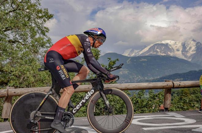 Van Aert punta al Giro e alla Vuelta nel 2024