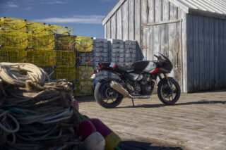 thruxton-400-acc-my26-11434-jp